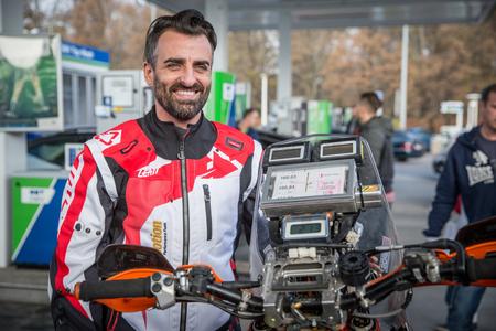 Lightning strikes Slovak motorcyclist in Dakar Rally