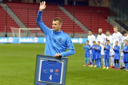 Ján Ďurica leaving the national football team in the November 14, 2017 match. 