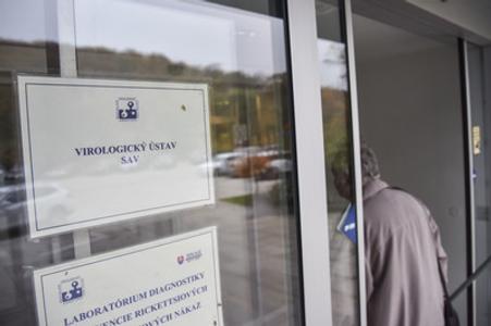 SAV opens its doors not just to the public (on Open Day) but also to scientists from abroad, Slovaks and foreigners alike. 