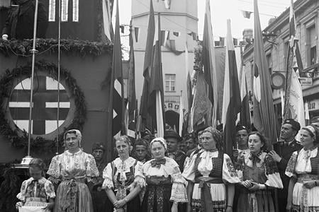 Parade of the Hlinka Youth in Trenčín; president Jozef Tiso addressing folks. Unknown photographer. Dream vs. Reality exhibition