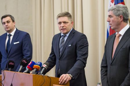 Chairmen of the three coalition parties (L-R Andrej Danko of SNS, Robert Fico of Smer and Béla Bugár of Most-Híd) met on February 8 at the Coalition Council. 