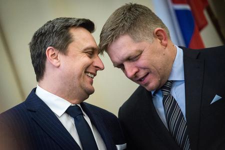 Andrej Danko (l) and Robert Fico (r)