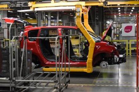 Slovakia benefits from labour market and private investments