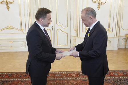 Peter Kažimír handed in his resignation to President Andrej Kiska on April 11.