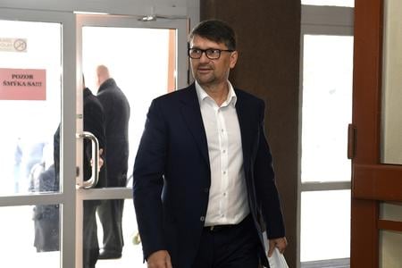 Culture minister resigns from post as deputy chair of Smer