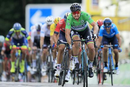 Sagan is cycling to victory in the fifth stage of Tour de France 2018.  