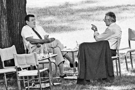 Vladimír Mečiar (L) and Václav Klaus discuss the division of Czechoslovakia in 1992. There was no referendum to support the decision. 