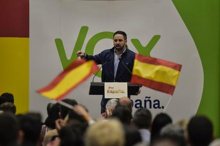 Predseda Voxu Santiago Abascal