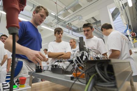 Schools and employers lack motivation to train pupils