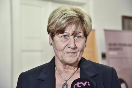 Vlasta Lehotská accepted the award on behalf of Adama Fiačan. 