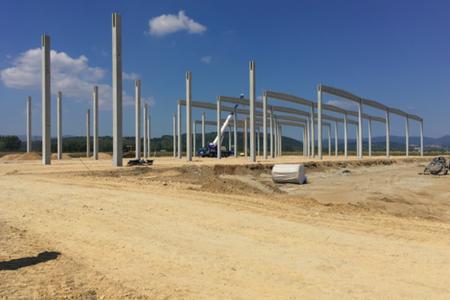 Construction of a warehouse for the chain of fashion e-shops Factcool in Nové Mesto nad Váhom.