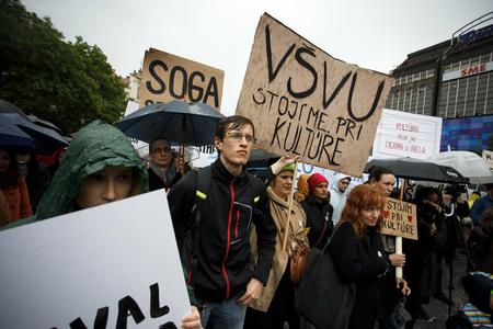 Activists stood up for culture and called on the minister to step down