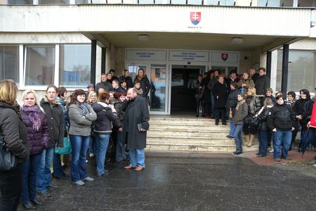 People in Humenné may lose their jobs.