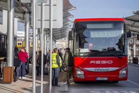 Slovak Lines buses will not stop in Hainburg anymore