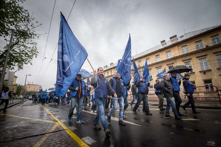 300 people protest easier working conditions for foreigners