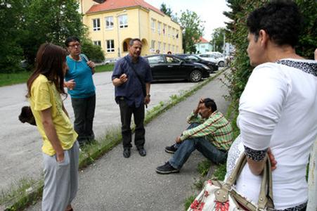 Stanislav Kučerák (blue shirt) is a key witness in the vote-buying case.