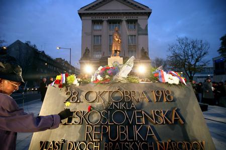 Ceremonial unveiling of the sculpture of T. G . Masaryk on October 28, 2010. 