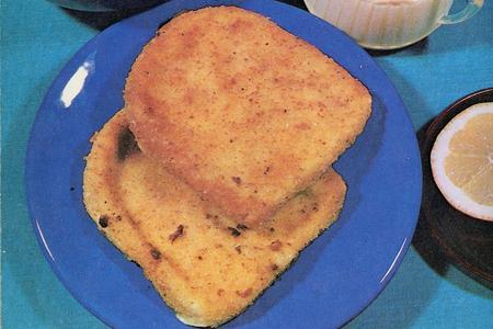 Fried cheese has outlived socialism. Some restaurants serve it as the only vegetari-an meal. 