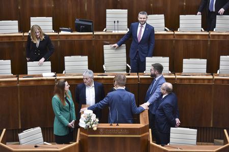 The blockade of the special session is over. MPs discussed 13th month pensions only