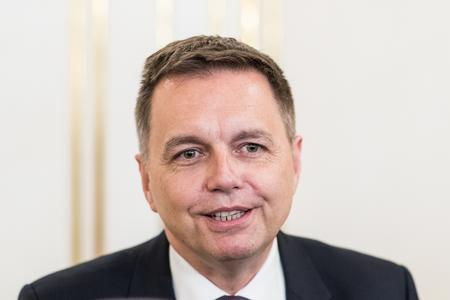 Peter Kažimír.