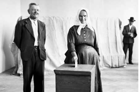 Czechoslovakia's 1920 Constitution was a forward-looking legal document, which granted the right to vote to all women and men in the country. It was signed a centenary ago, on February 29. 