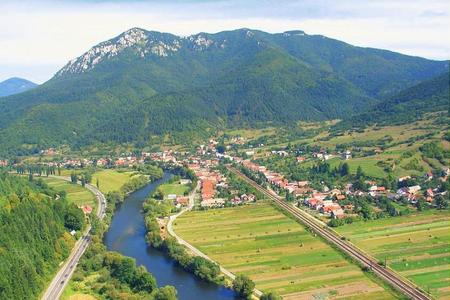 The village of Stankovany in northern Slovakia lies at the foot of Šíp peak. 