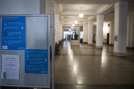 Universities passed pandemic test, but students suffered from lack of contact, massive survey finds