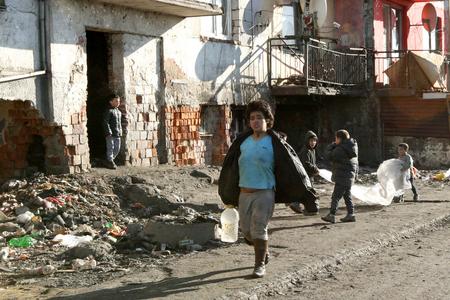 Coronavirus: State lacks a plan for at-risk Roma settlements