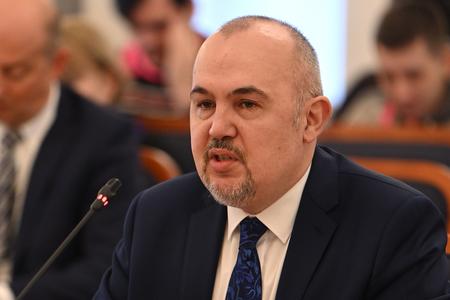 The police launch prosecution in the purchase of medical equipment