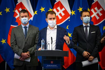 Masks will be obligatory, new measures mainly aimed at the elderly