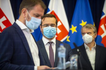 l-r: PM Igor Matovič, Health Minister Marek Krajčí and Róbert Mistrík