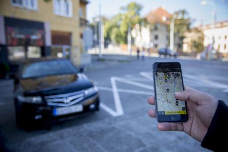 Alternative taxi services deliver food instead of people