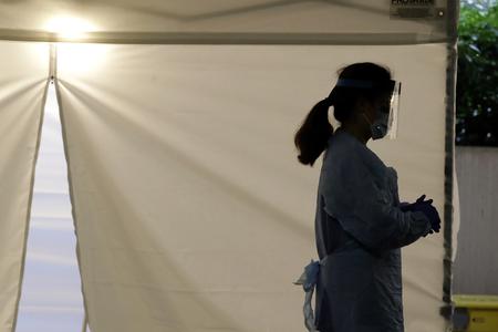 Foreign medical workers living in Slovakia ready to help with coronavirus crisis