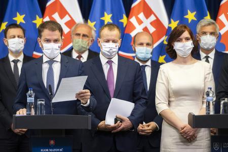 Anti-corruption pledges helped OĽaNO to power – new programme shows how they will implement them