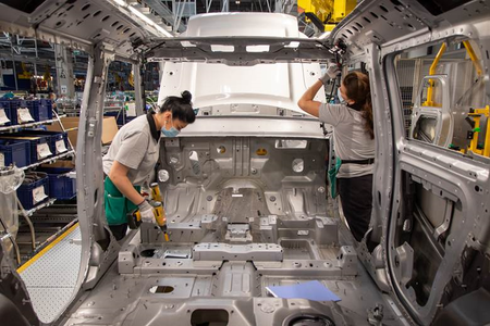Jaguar Land Rover in Nitra restored its production.