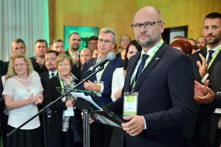 SaS divisions send poor signal about wider opposition, warn experts