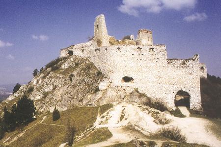 Čachtice Castle