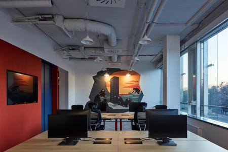 Coronavirus redesigns office space