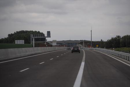 Na snímke auto po otvorení rýchlostnej cesty R7 Holice - Ketelec a časti diaľnice D4 Ketelec - Rovinka v Blatnej na Ostrove 19. júla 2020. FOTO TASR - Jaroslav Novák