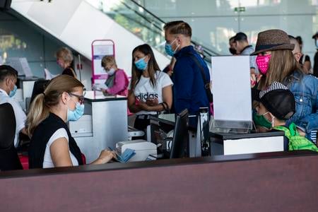 Flying in to Slovakia from a red country? Make sure to register online