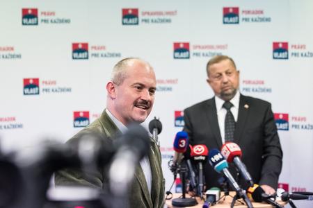 Marian Kotleba (l) and Štefan Harabin (r)