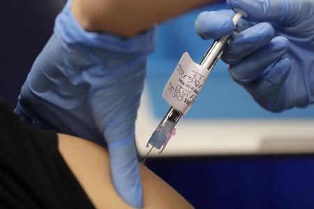 Should people be able to choose their vaccine? It's better not to, say experts and ministry