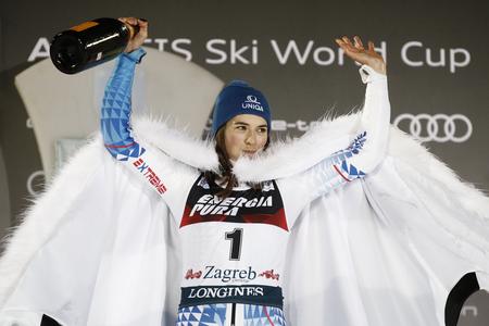 Vlhová beats Shiffrin in Zagreb