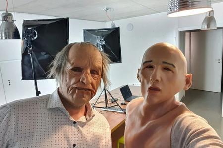 Ukrainians put on masks and try to trick artificial intelligence