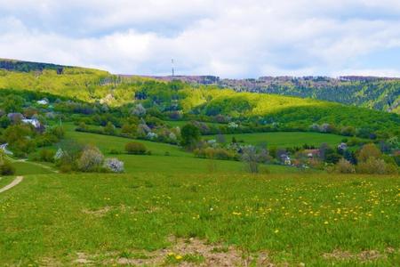 Czechia and Slovakia to be connected with cycling route over the hill