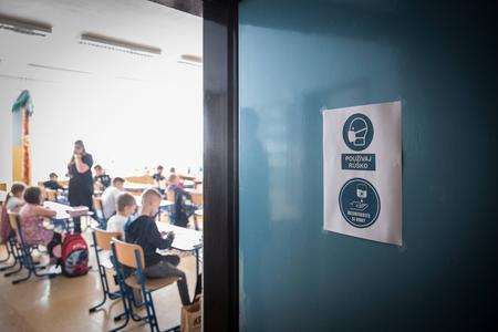 Older pupils still stay home. Exception made for those in material need