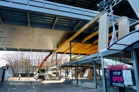 Dismantling of the criticised construction has begun.