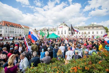 September 1 protest in front of the Presidential Palace. 