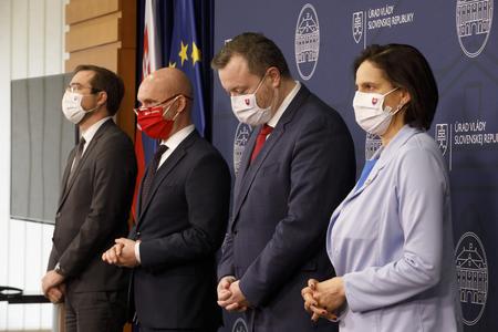 Mandatory home office or longer isolation. Cabinet changes anti-pandemic rules