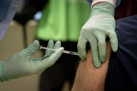 Vaccination strategy changes again. Teachers will receive the jab sooner than planned